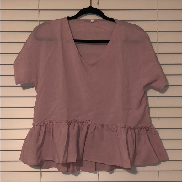 ROMWE Tops - A cute pastel pink v-neck blouse.